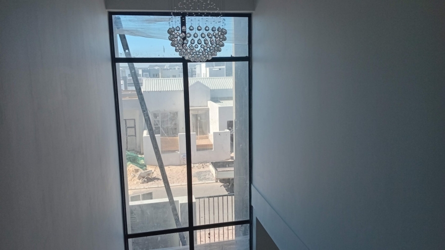 4 Bedroom Property for Sale in Sandown Western Cape